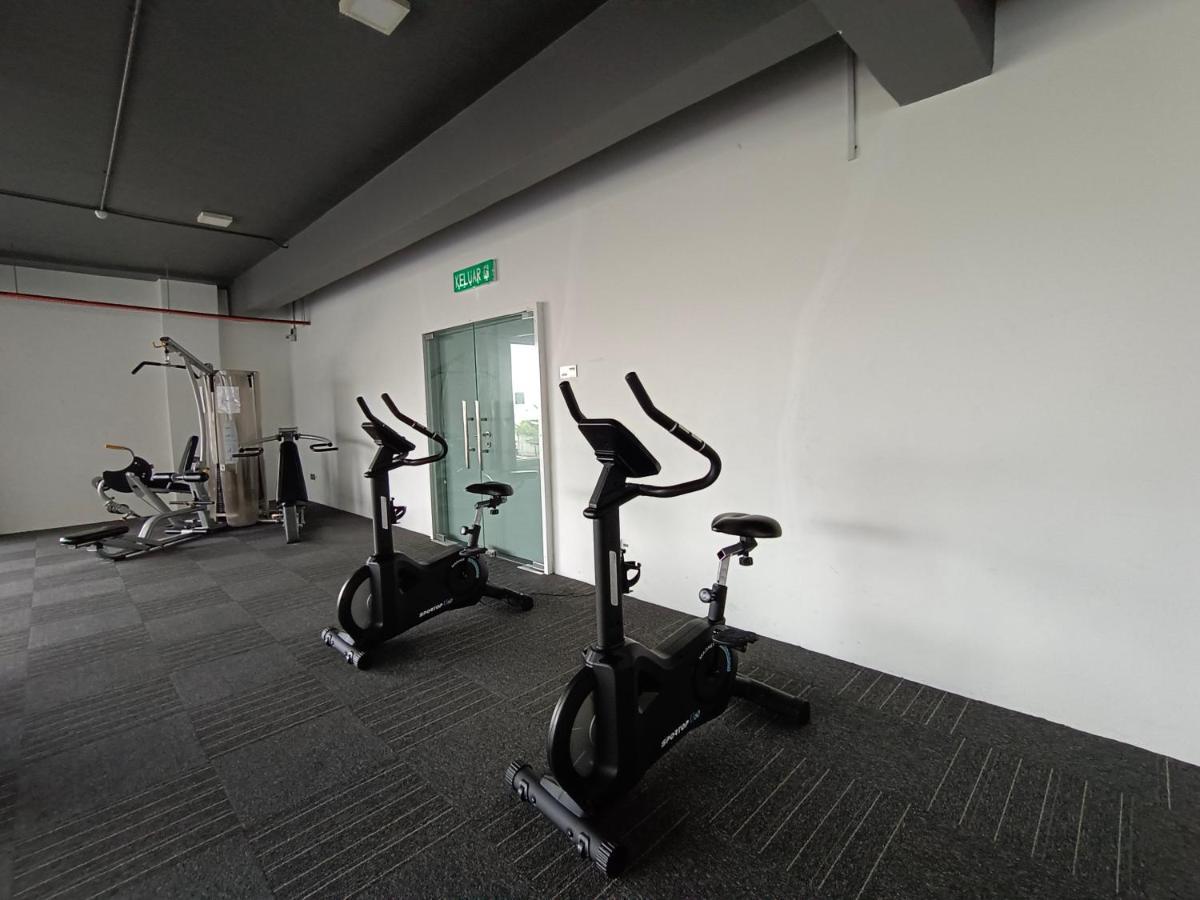 Klia Ehsan Residence Sepang Nilai Greenery 8 Pax Air-Con Esterno foto