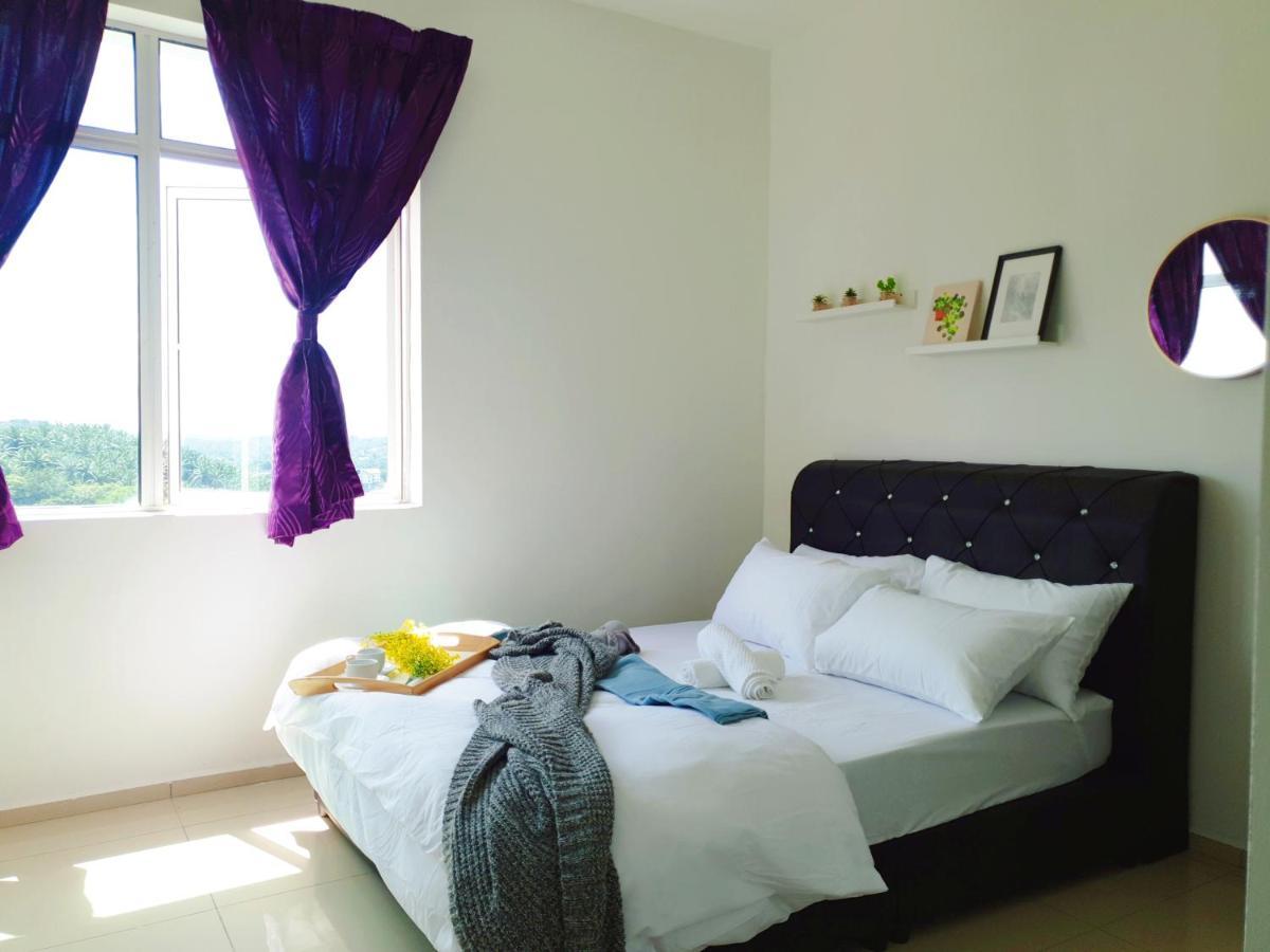 Klia Ehsan Residence Sepang Nilai Greenery 8 Pax Air-Con Esterno foto