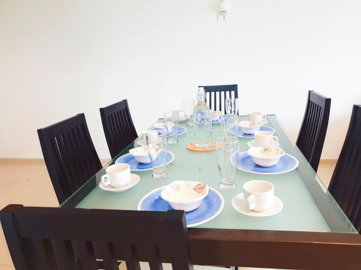 Klia Ehsan Residence Sepang Nilai Greenery 8 Pax Air-Con Esterno foto