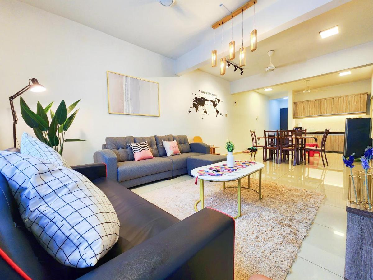 Klia Ehsan Residence Sepang Nilai Greenery 8 Pax Air-Con Esterno foto