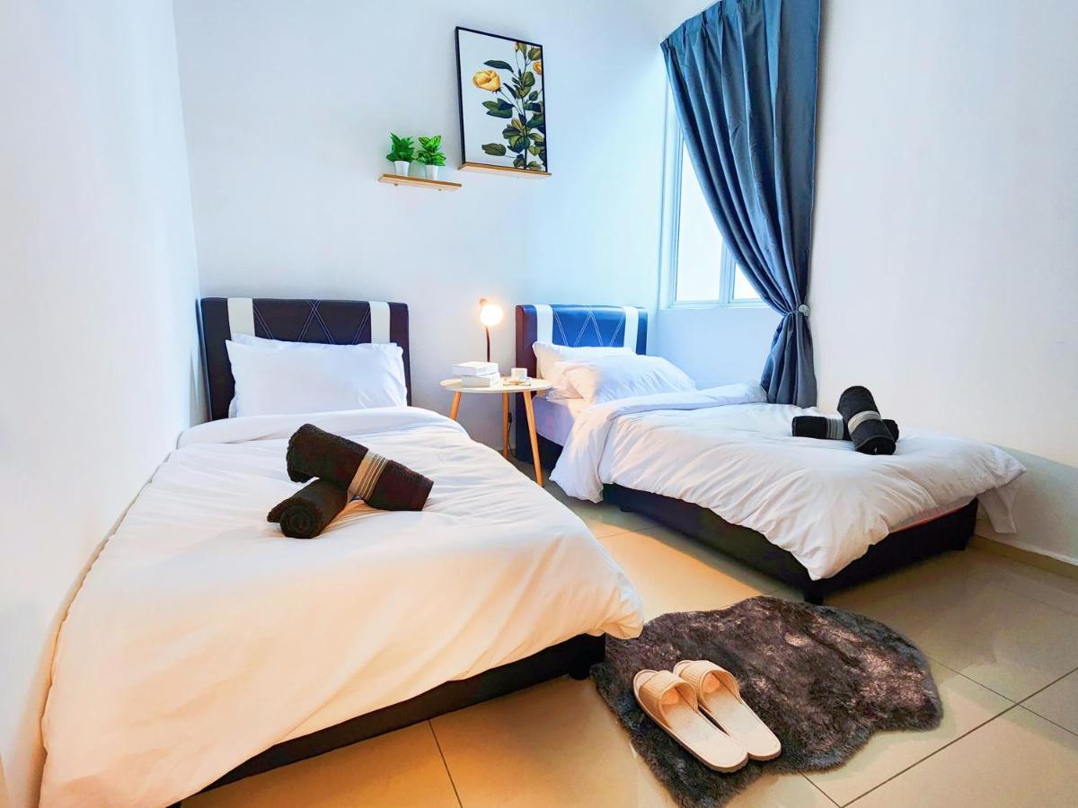 Klia Ehsan Residence Sepang Nilai Greenery 8 Pax Air-Con Esterno foto